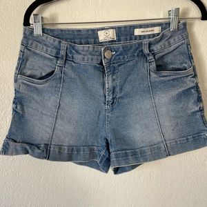 Cotton on Jean short size 8